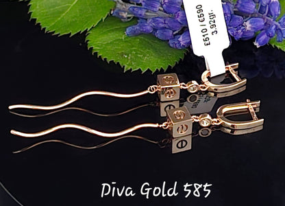 585 Gold earrings. 3.92gr