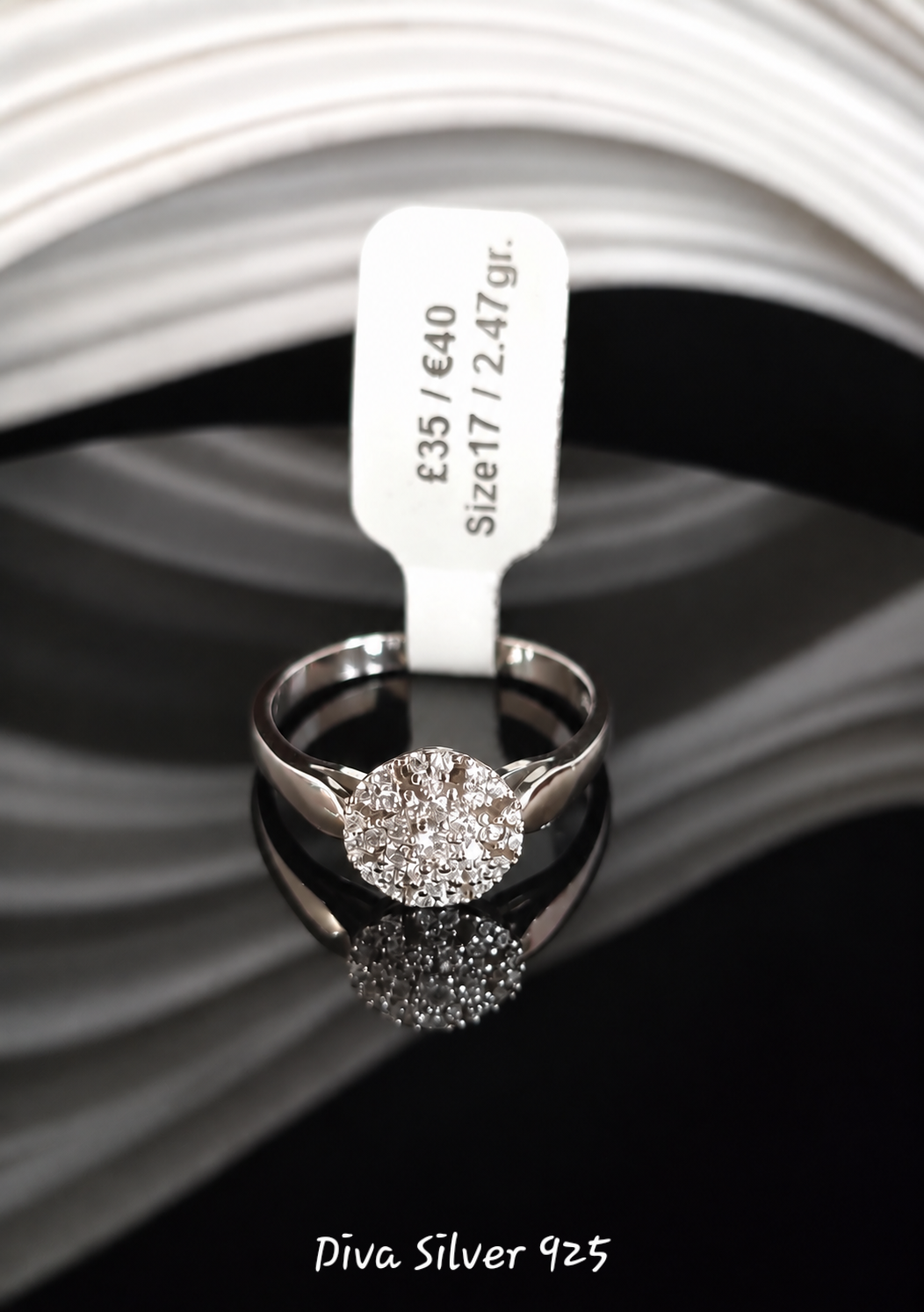 Sterling Silver Elegant Zircone Stone Ring