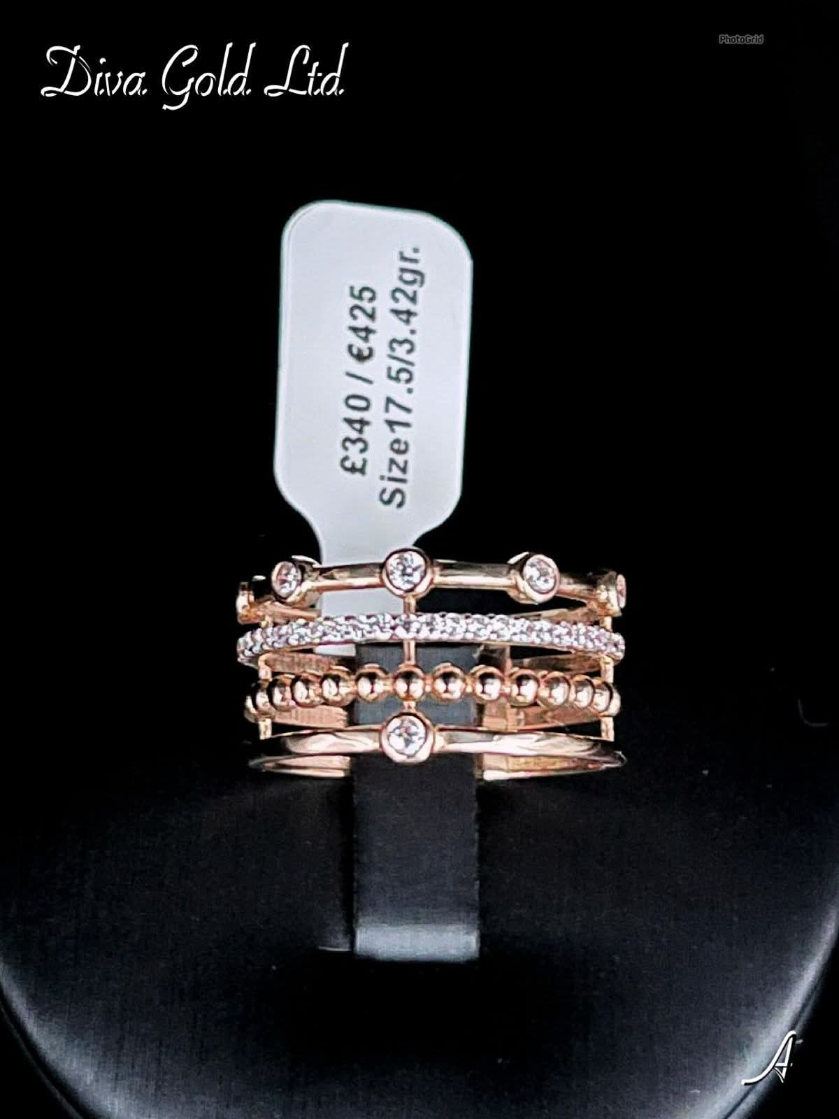 Gold ring. Size 17.5