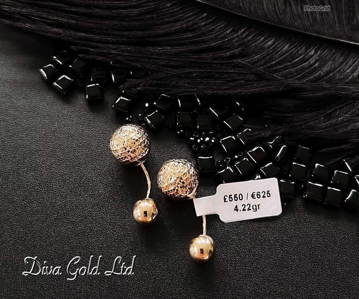 585 Gold earrings. 4.22 gram