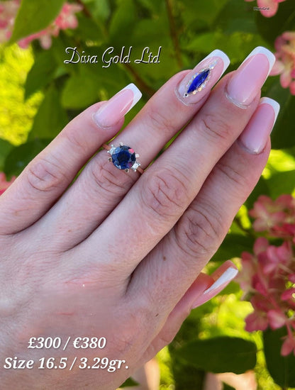 Gold ring. Size 16.5