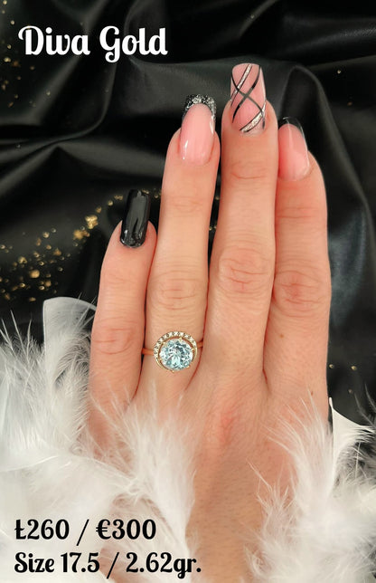 Gold ring. Size 17.5