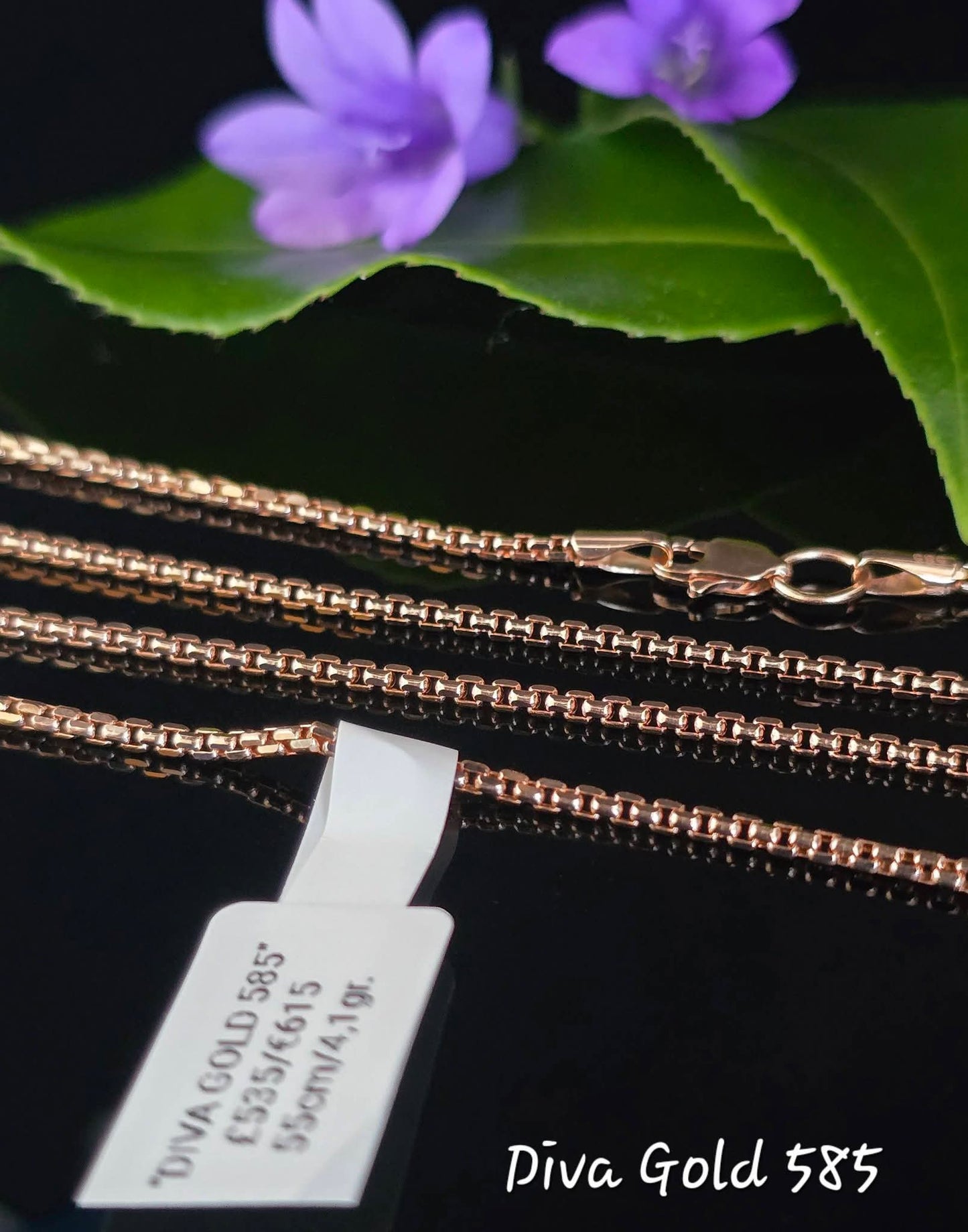 585 Gold chain 55cm. 4.10gr