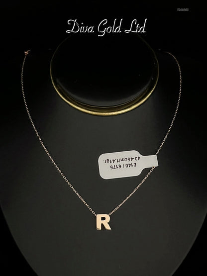 Gold chain with letter R pendant. 43-45cm