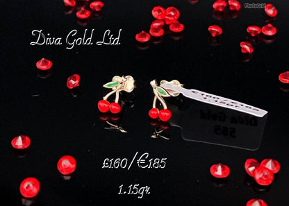 Stud gold earrings.