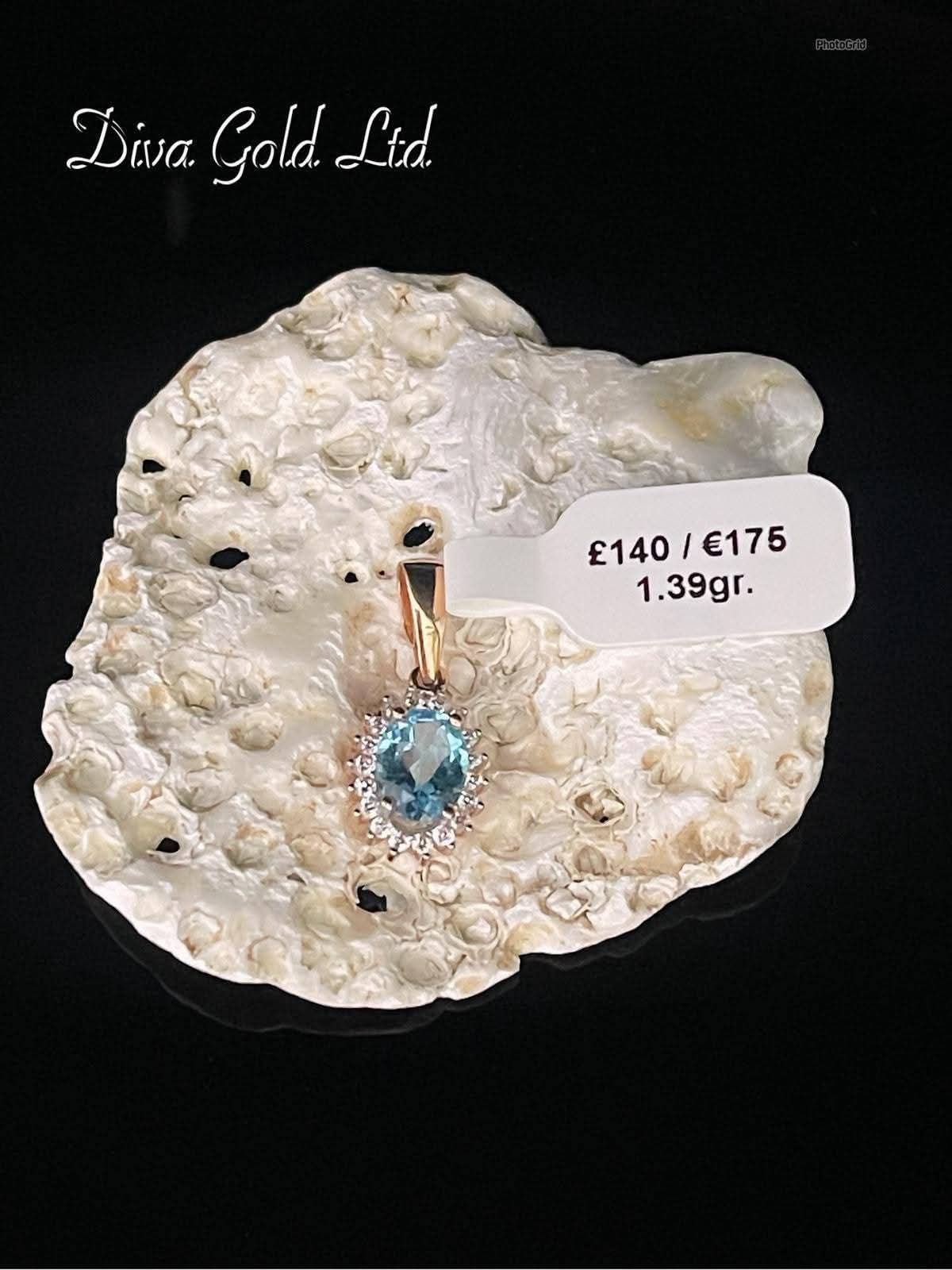 Gold 585 Pendant with blue zircon stone