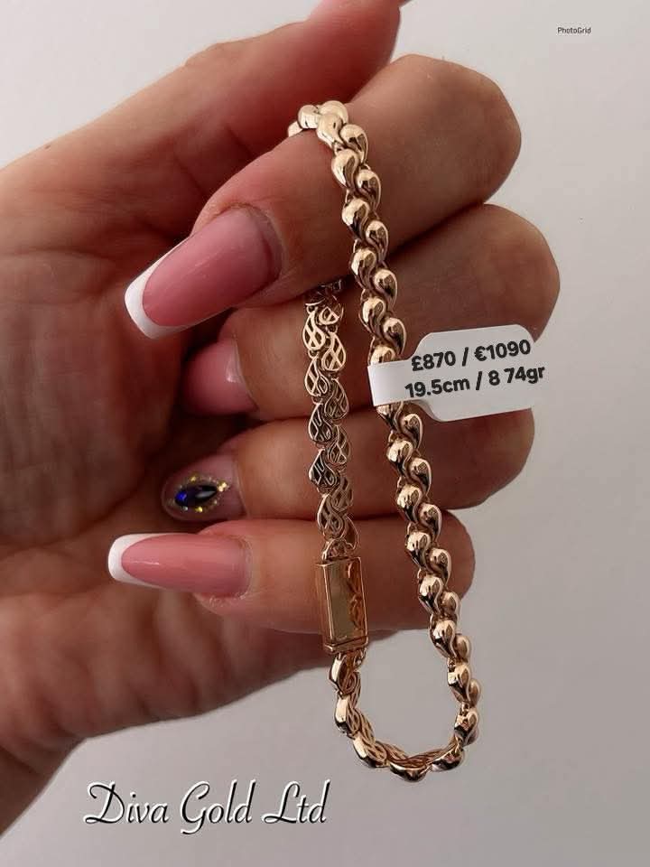 Gold bracelet. 19.5cm