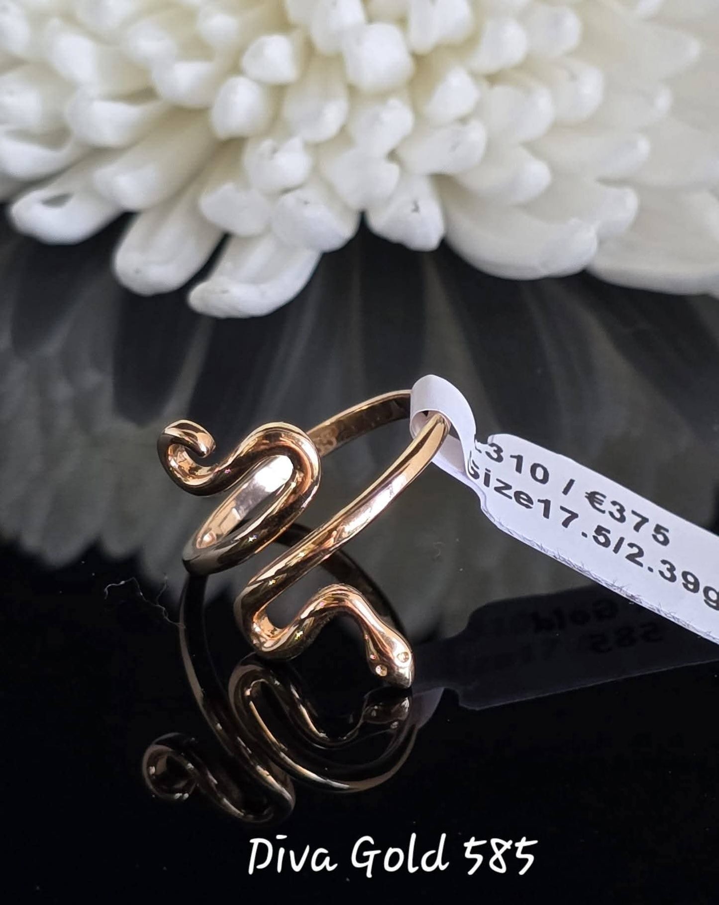 Gold women Ring.Size 17.5