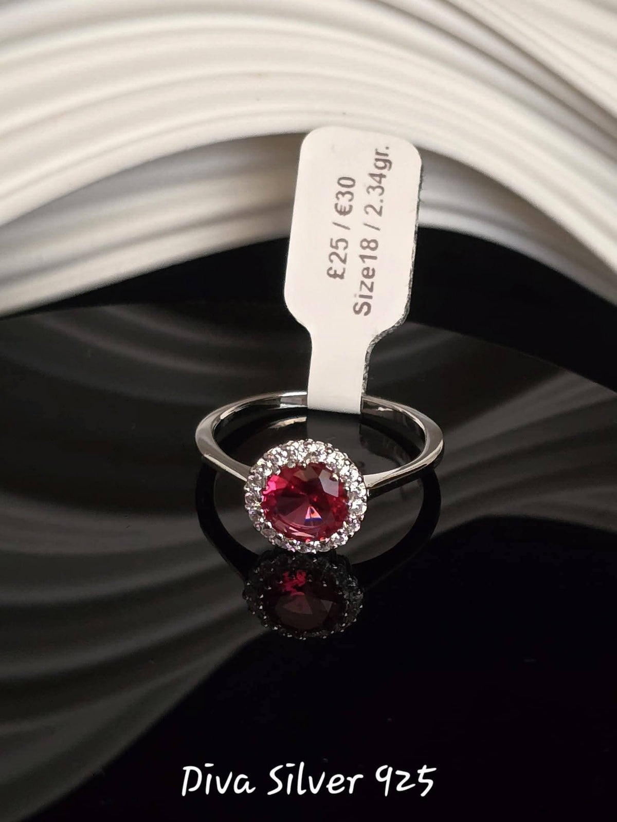 Sterling Silver Oval Beauty Ring