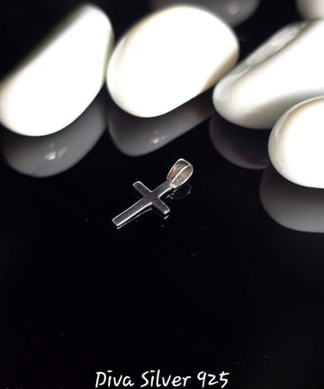925 Sterling Small Simple Cross Pendant