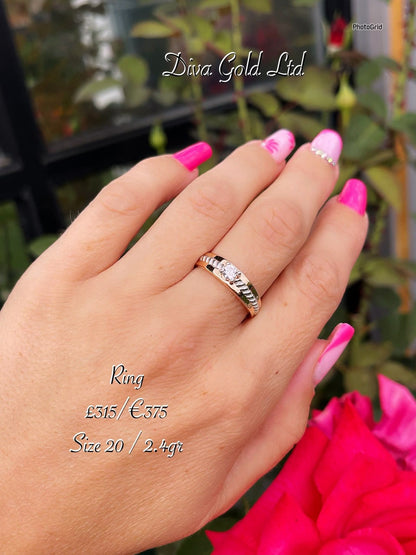 585 Gold ring. Size 20