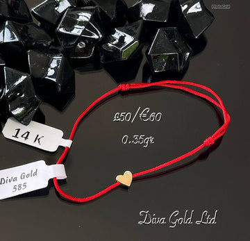 Red thread bracelet with heart. 0.35gram