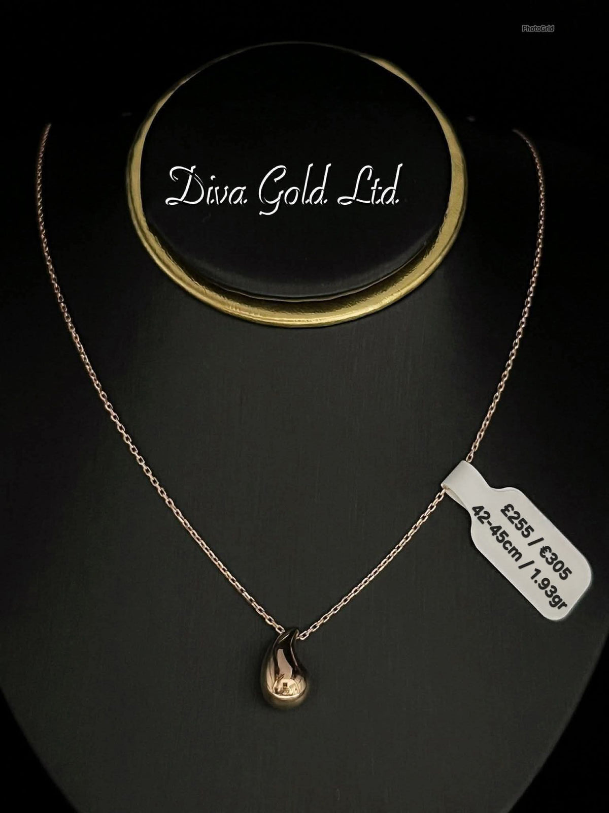 Gold Chain with white clover pendant. 41-43cm