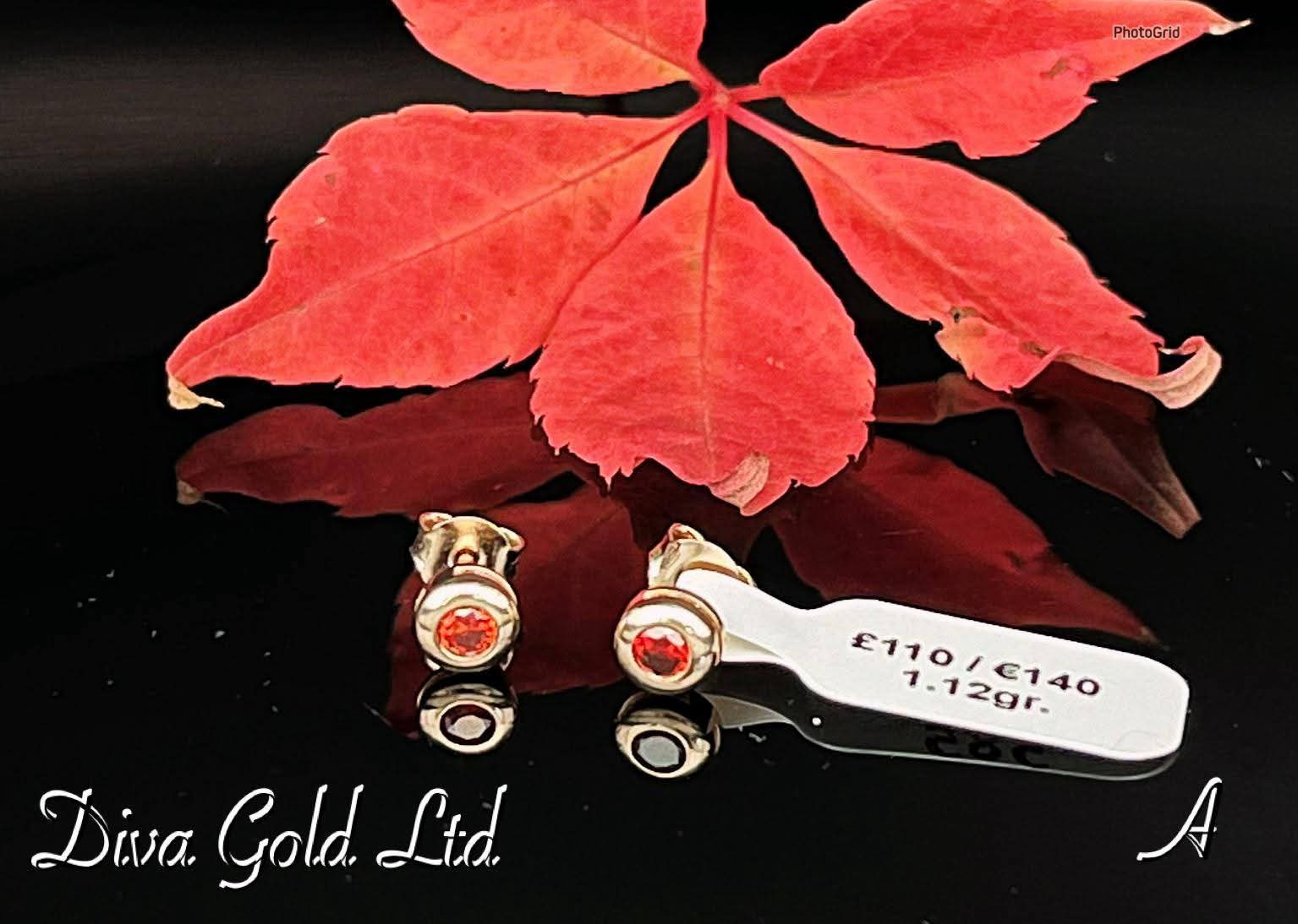 Gold 585 studs earrings with red zircon stones