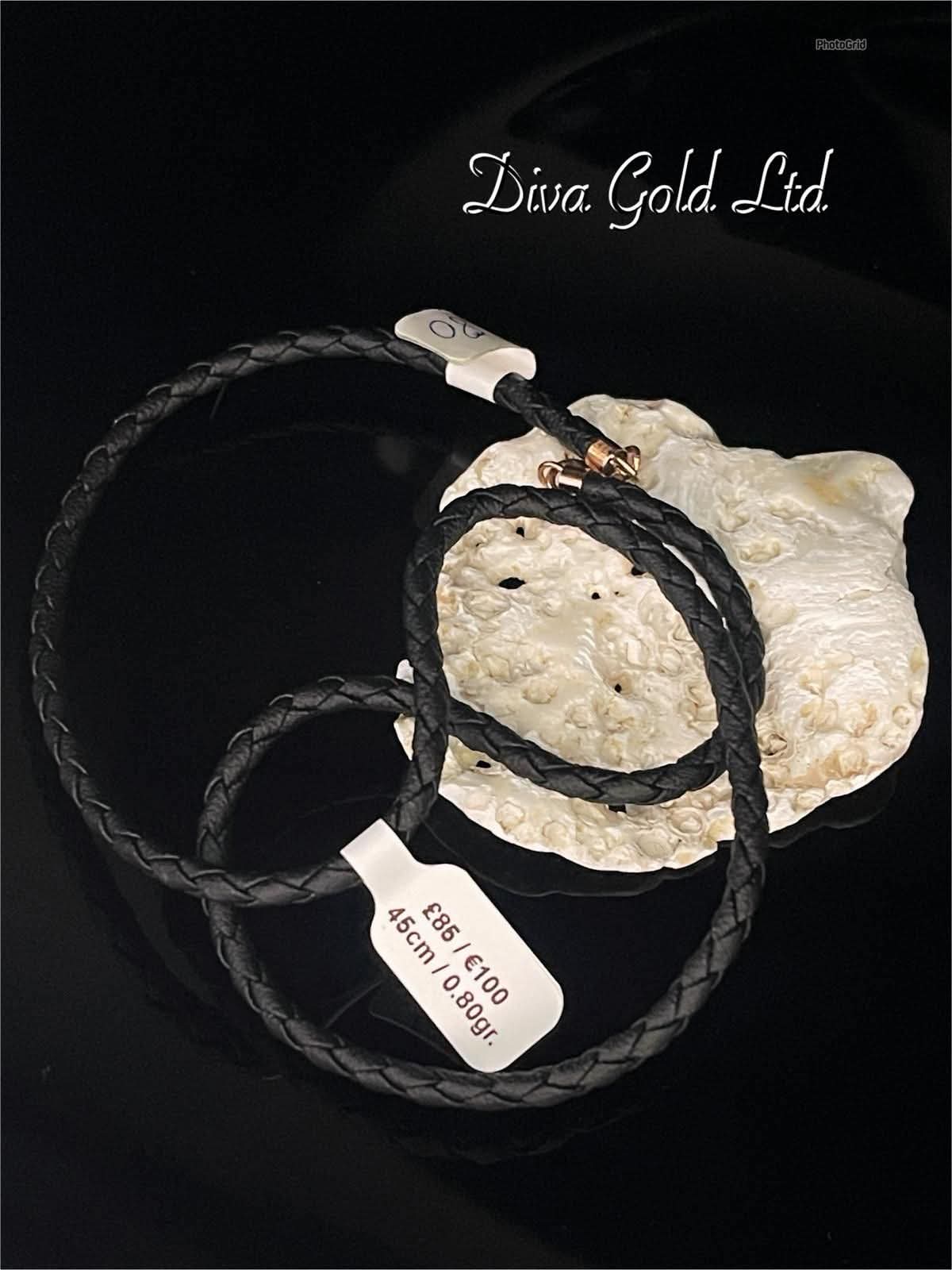 Leather chain 45cm with a gold clasp