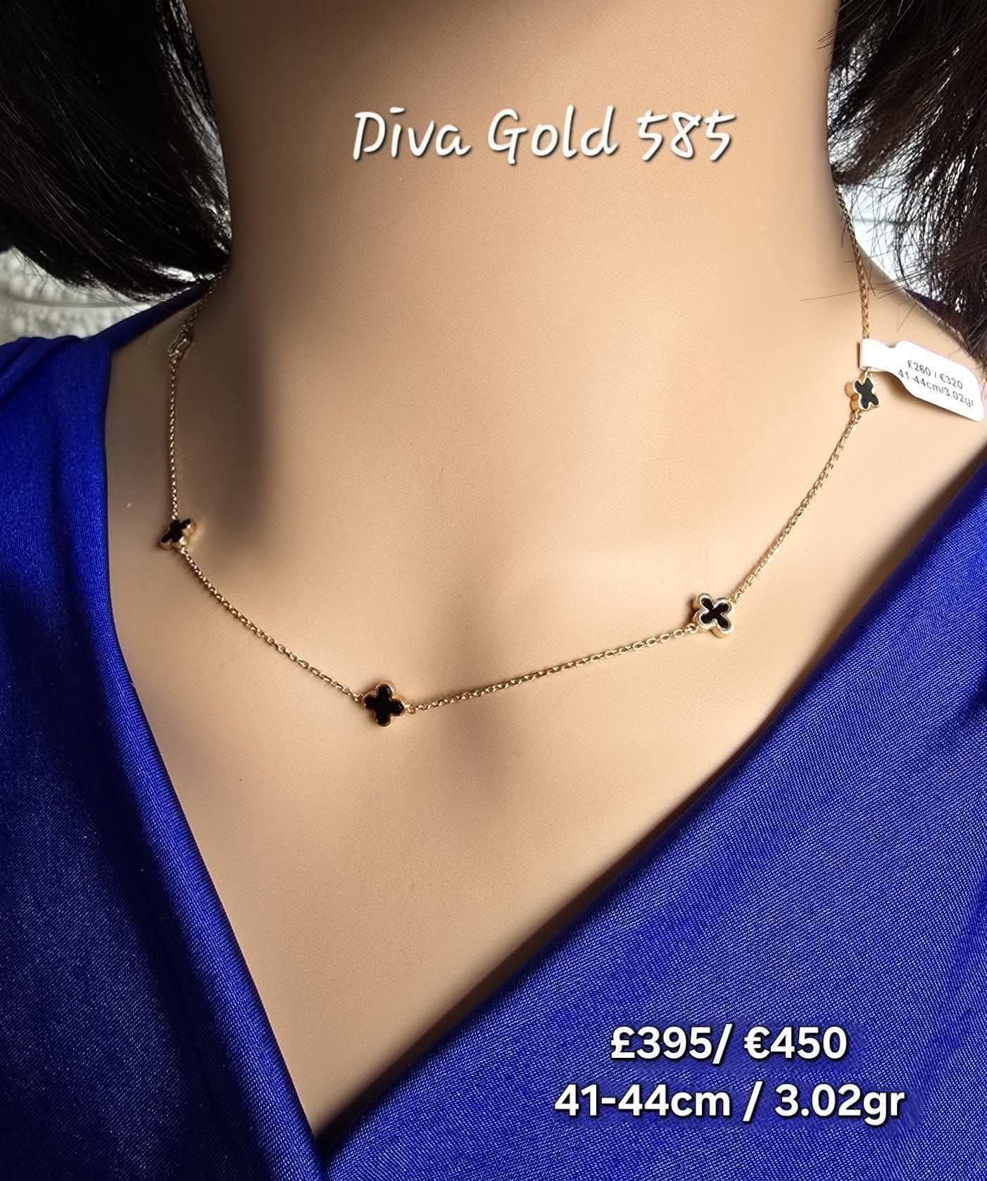 Gold Chain with black clovers pendants. 41-44cm