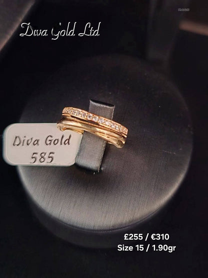 Gold women ring.Size 15