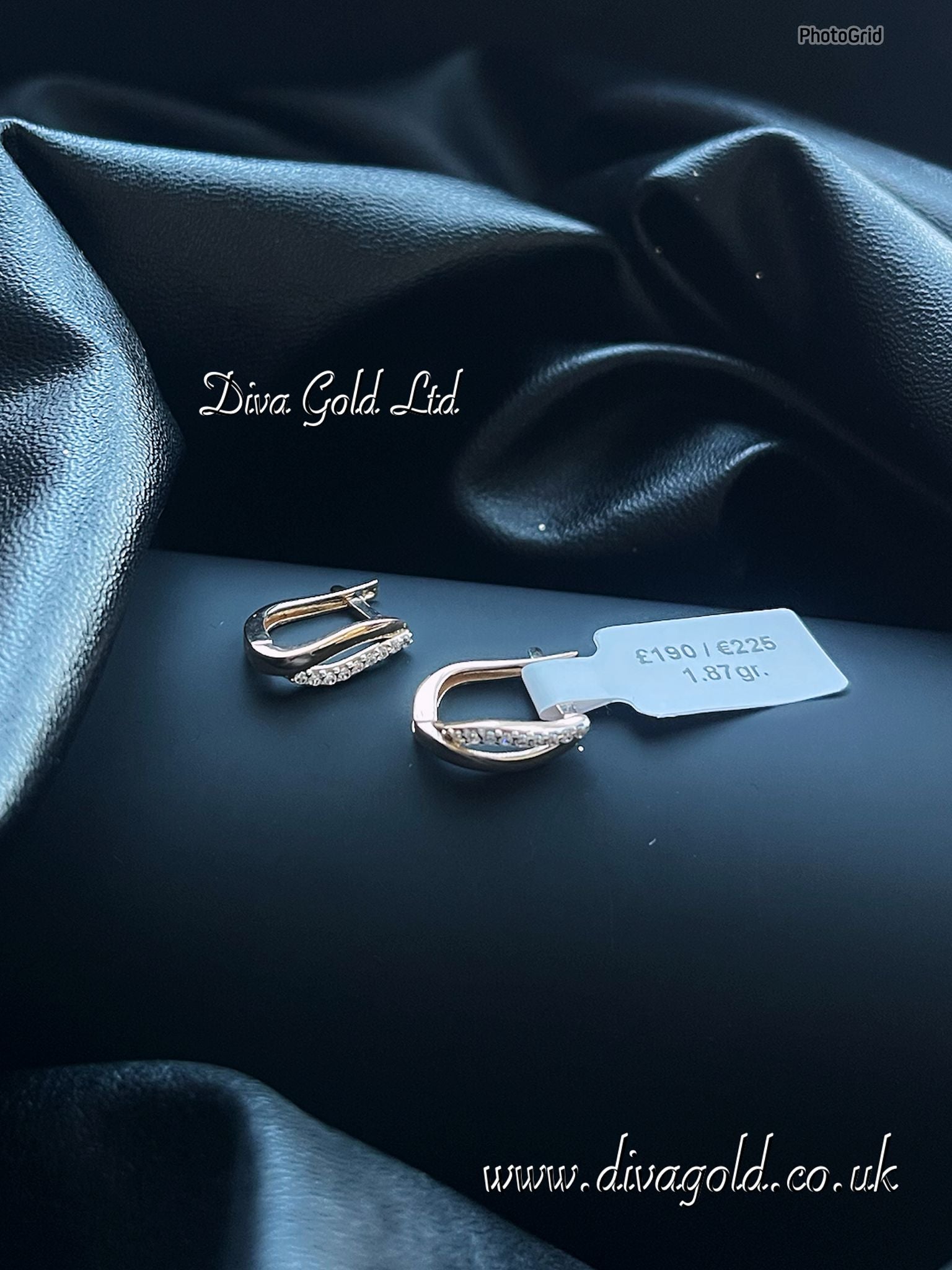 Gold 585 earrings with white zircon stones