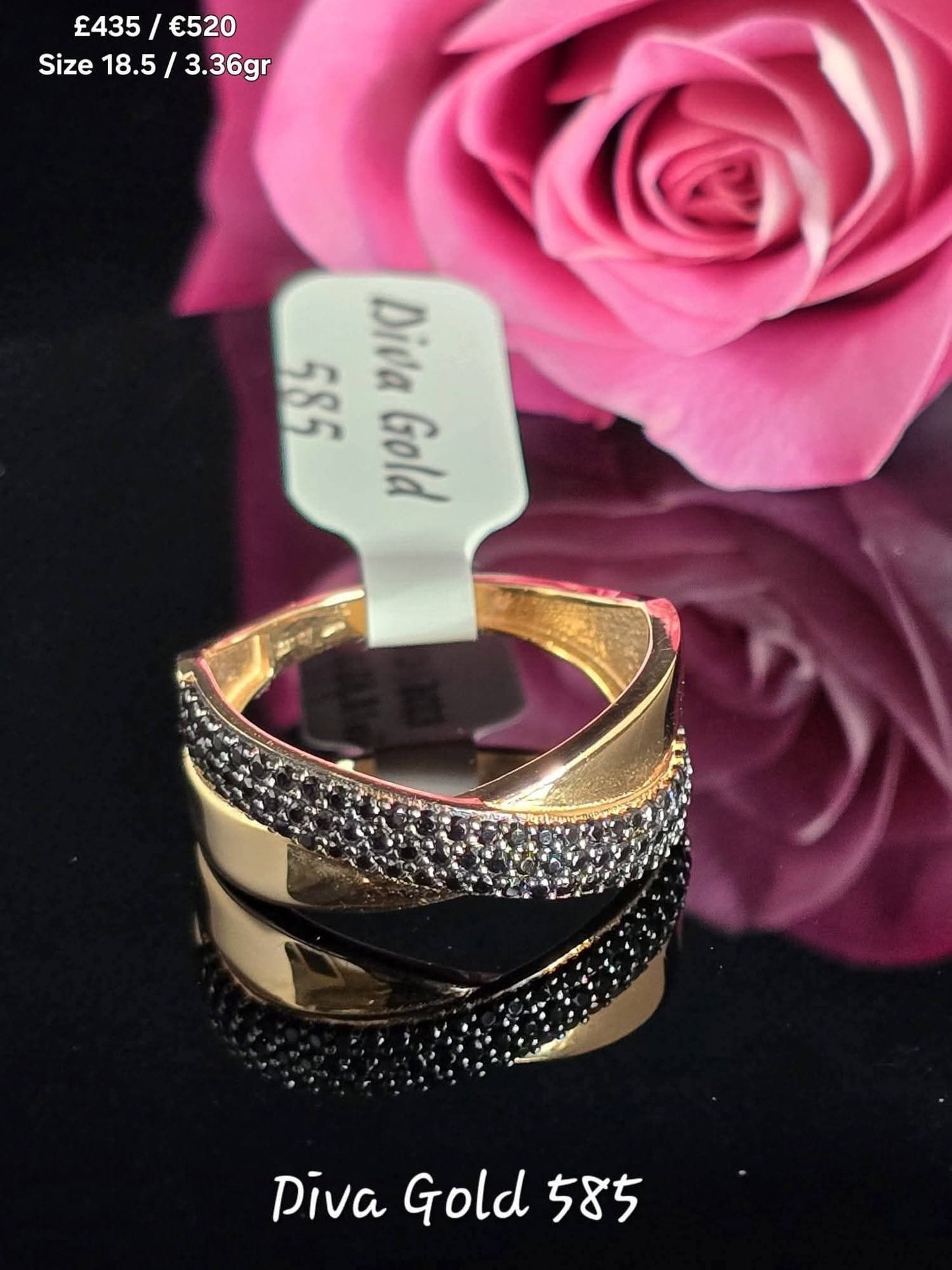 Gold women ring with black zircon stones. Size 18.5