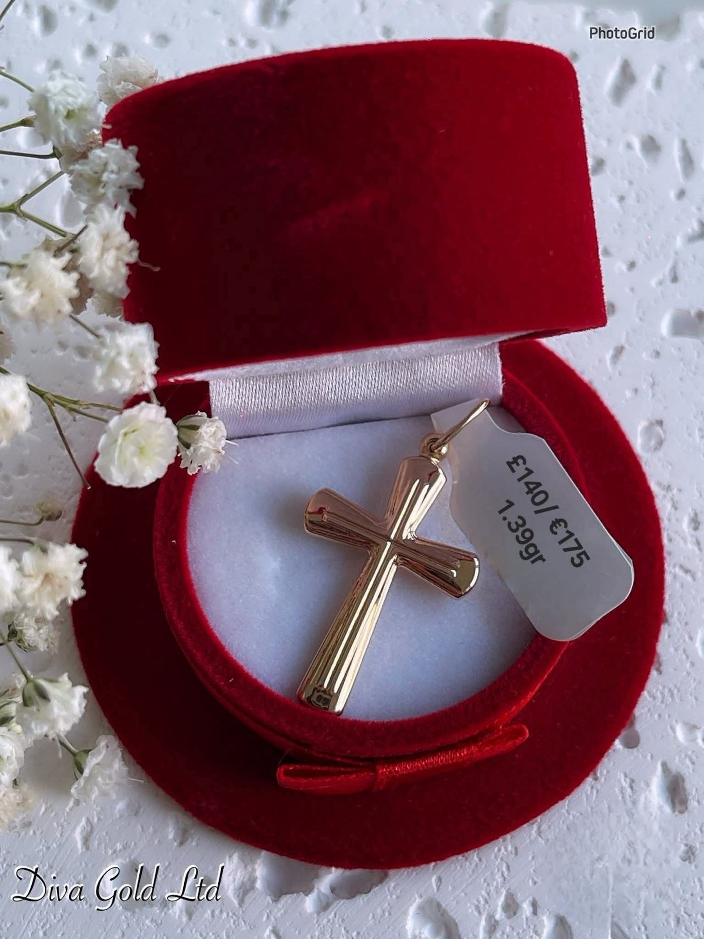 Gold 585 cross pendant