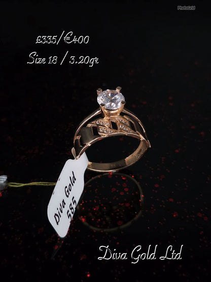 Gold 585 ring. Size 18