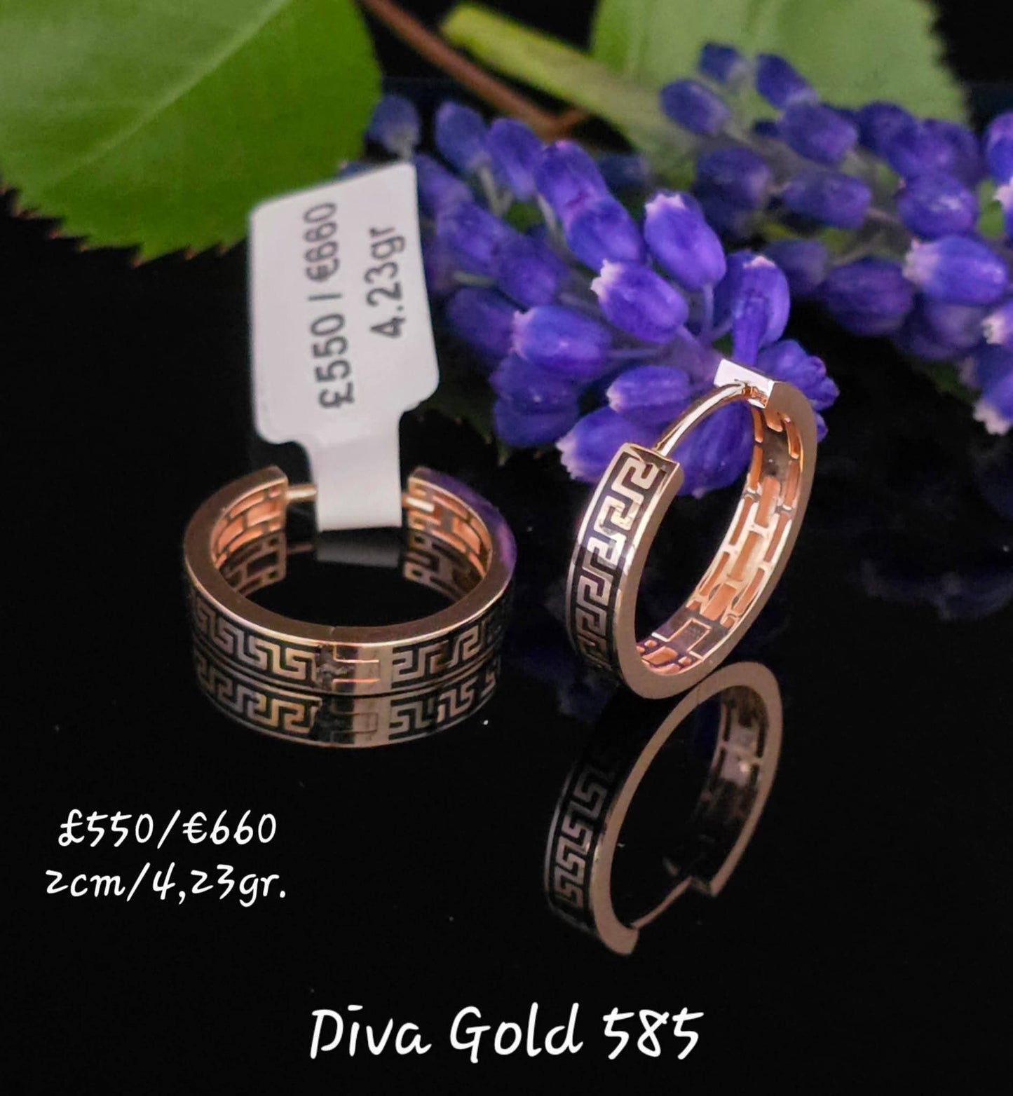 585 Gold Hoop earrings.     2cm / 4.23gr
