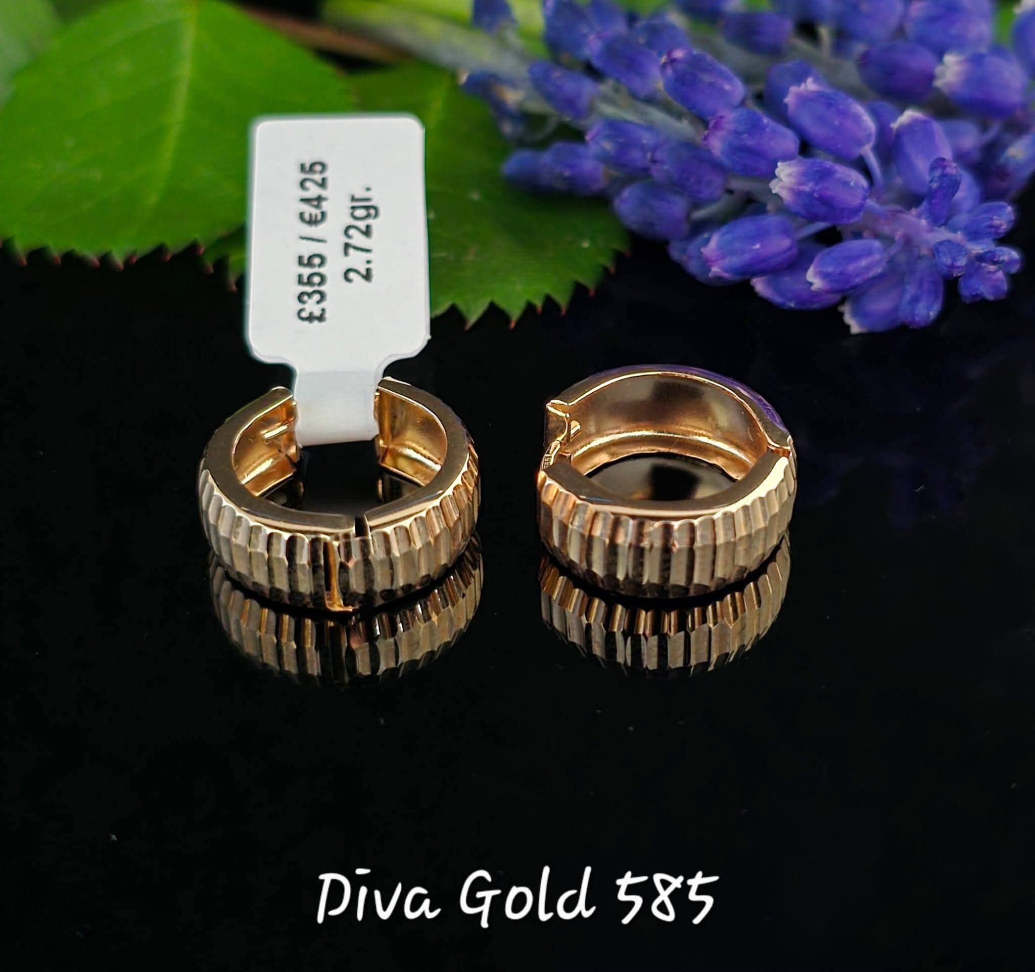 585 Gold earrings. 2.72gr
