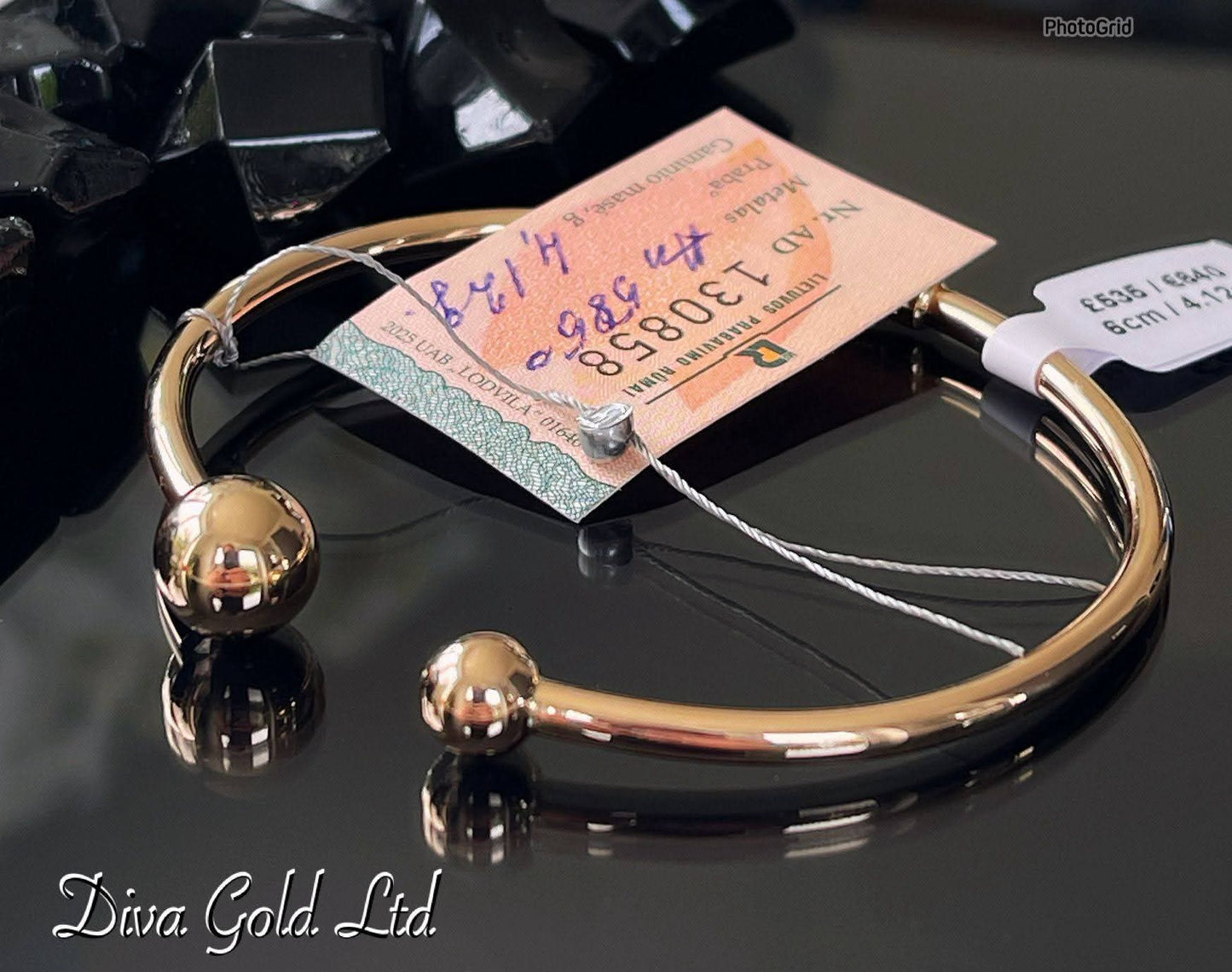 585 Gold bracelet. 6cm