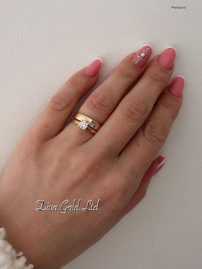 Gold women ring.Size 17