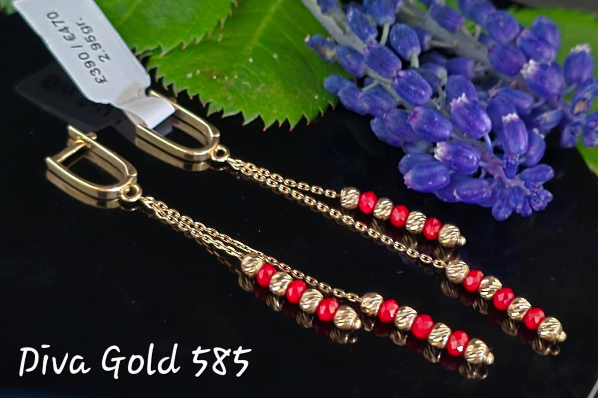 585 Gold earrings. 2.95gr