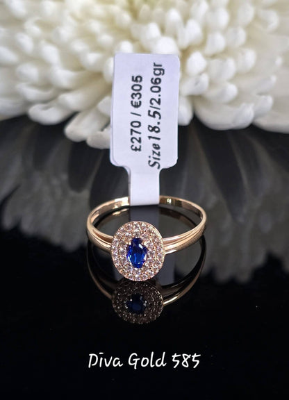 Gold women Ring.Size 18.5