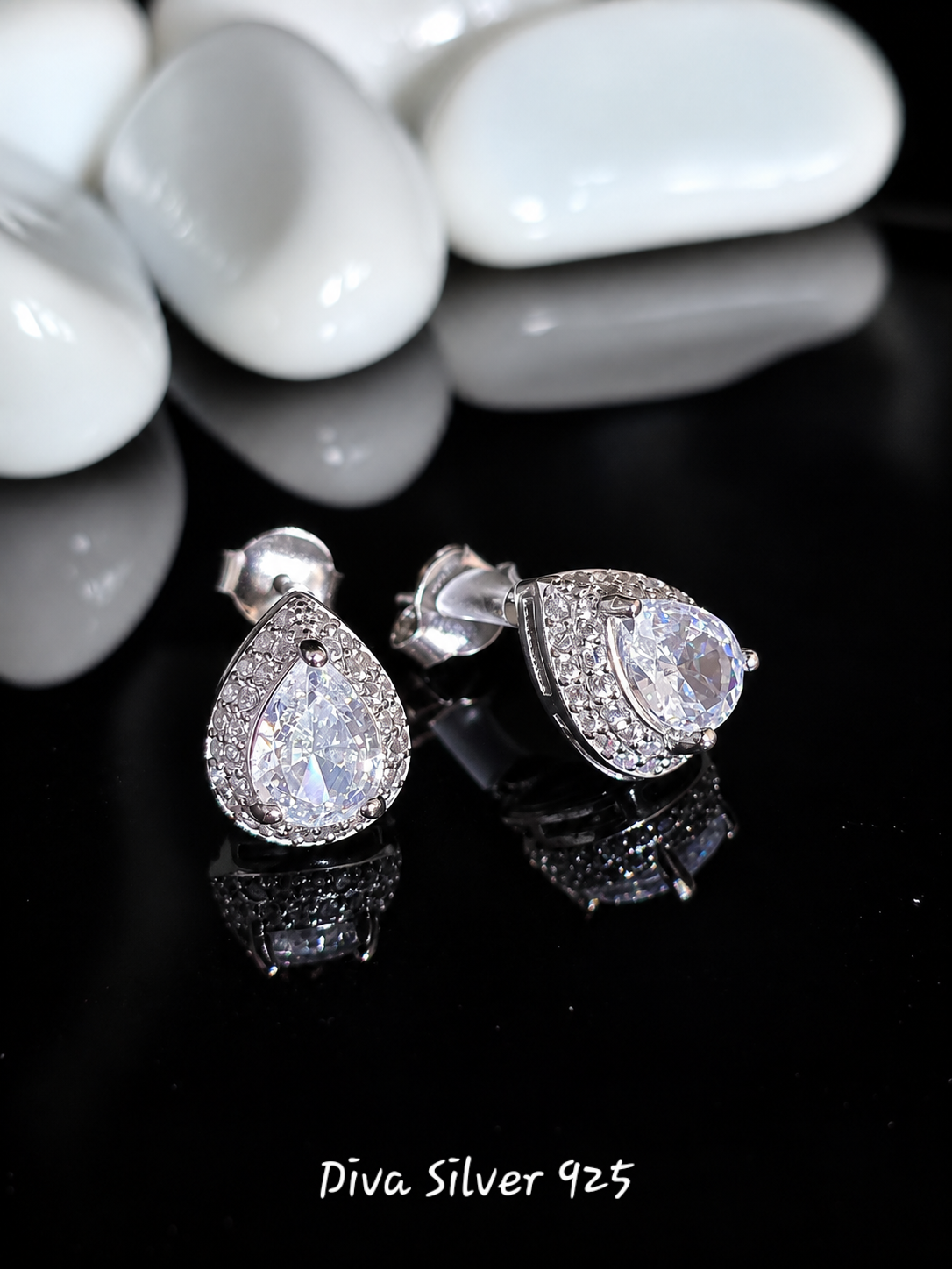 Sterling Silver Stuning Women Stud Earrings
