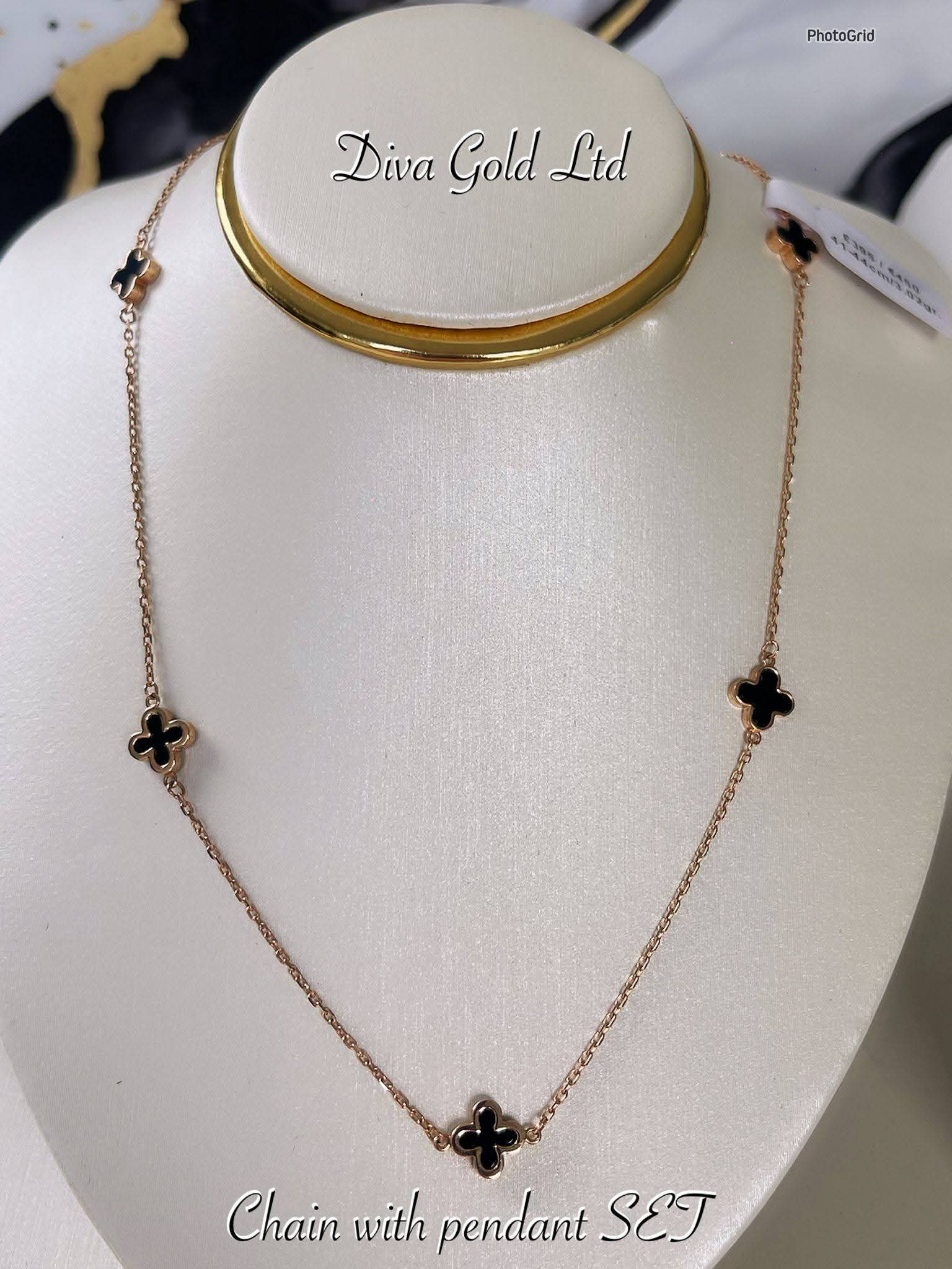 Gold Chain with black clovers pendants. 41-44cm