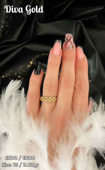 Gold women Ring. Size 19