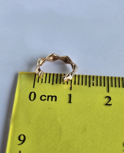 cartilage piercing. 0.44 gram