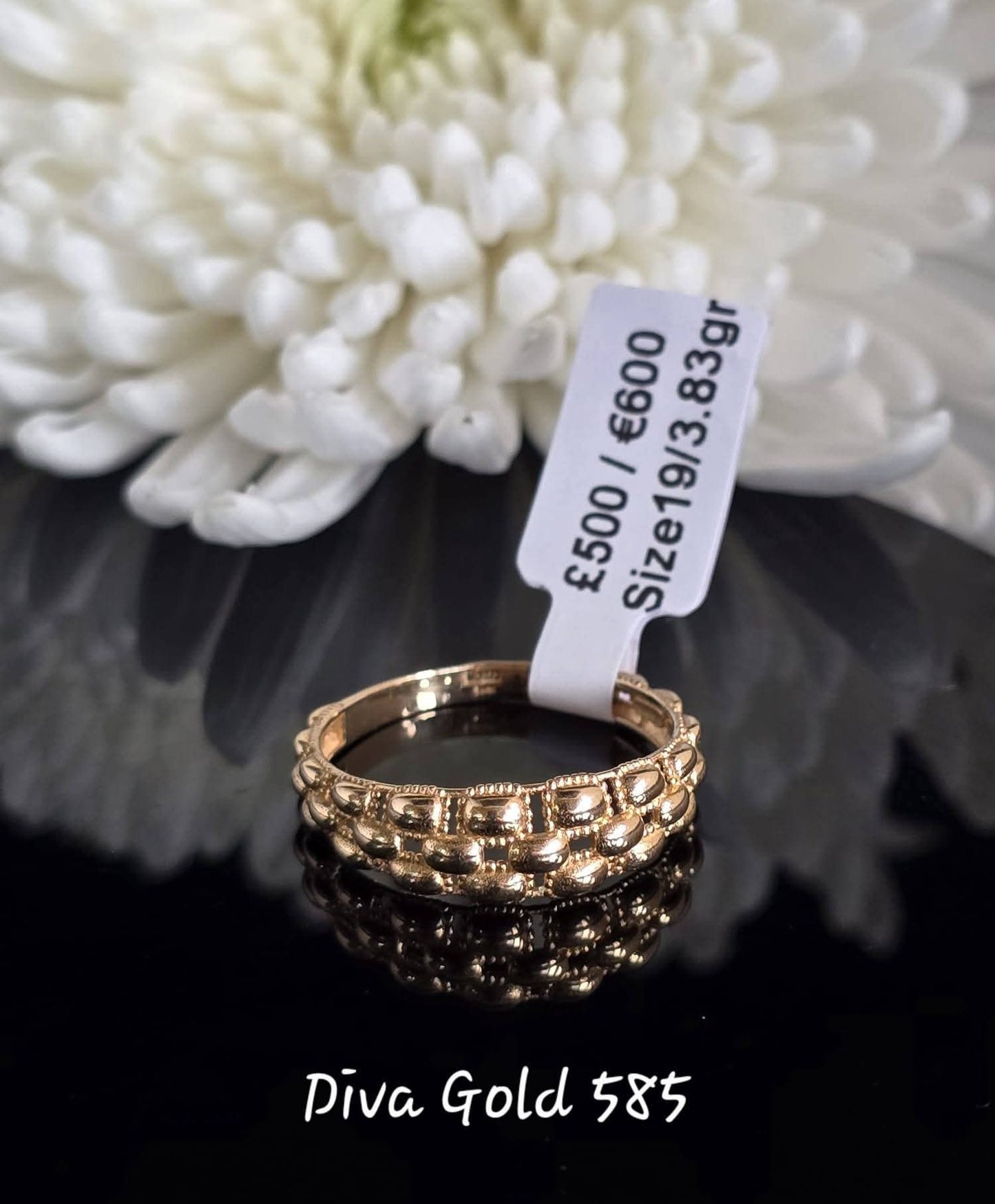 Gold women Ring. Size 19
