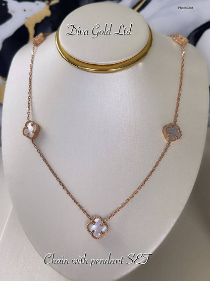 Gold Chain with white clovers pendants. 42-45cm