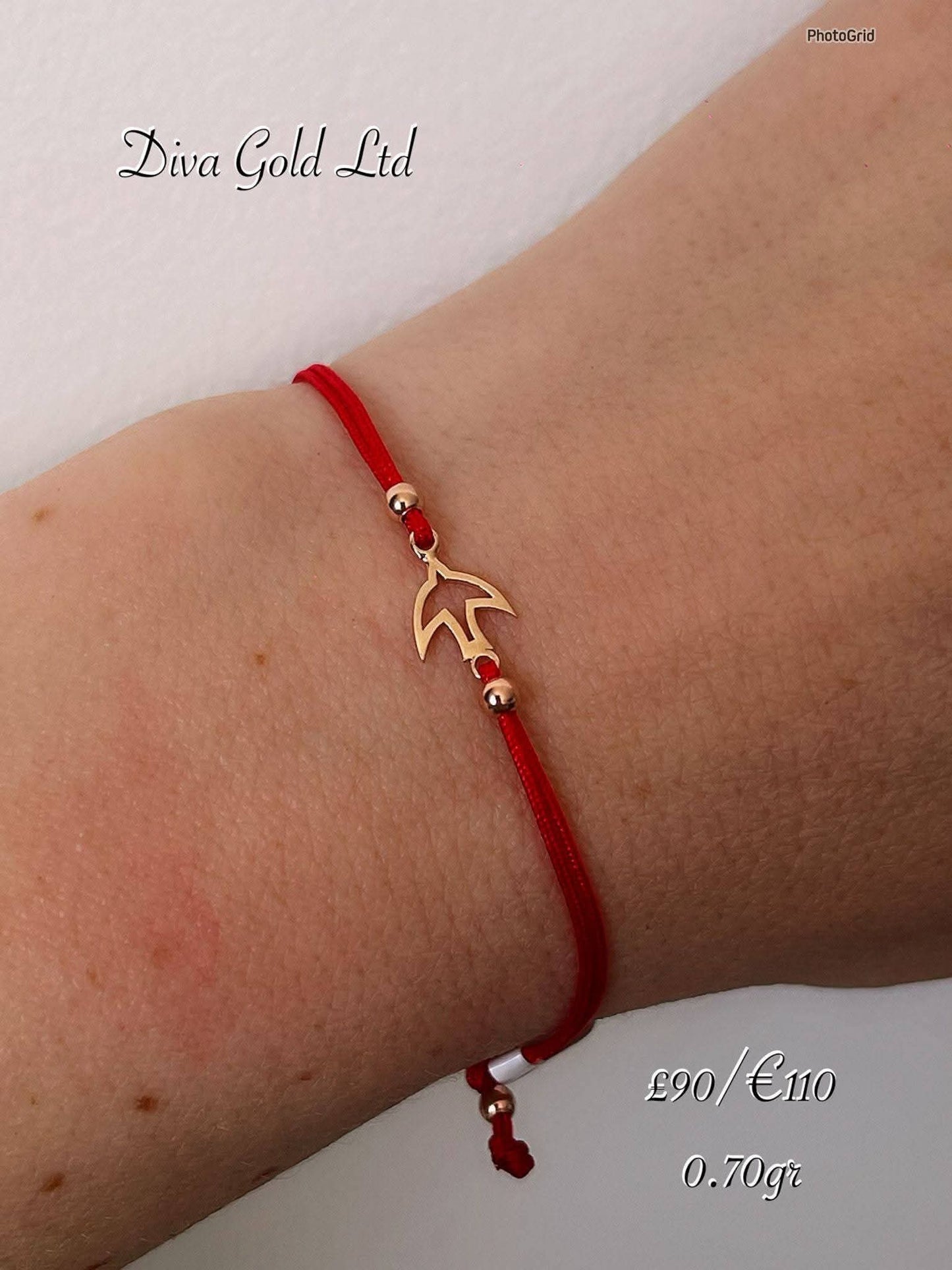 Red thread bracelet with 585 gold details. 0.70gram
