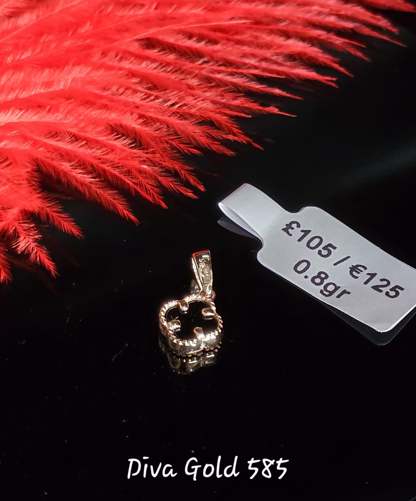585 Gold pendant 0.80gr