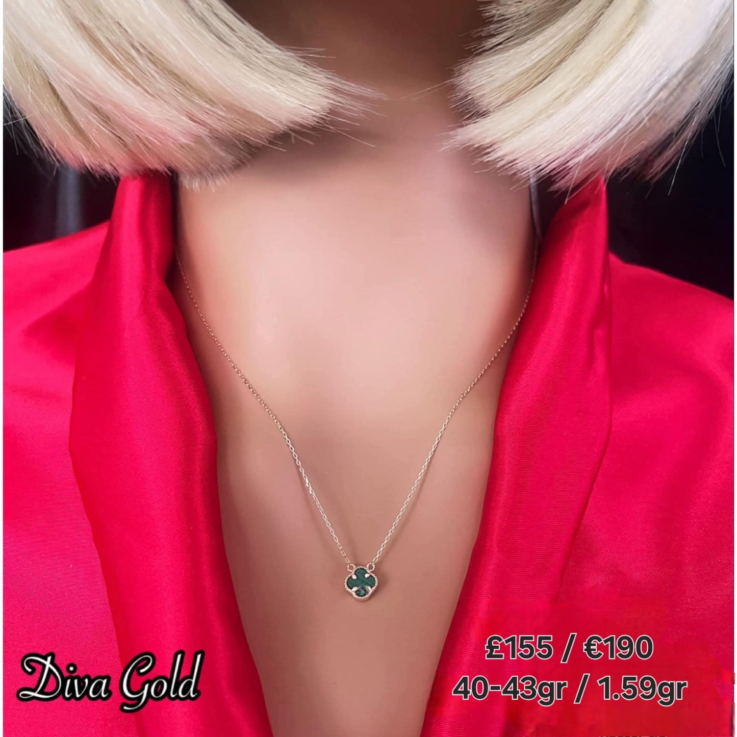 Gold chain with green clover pendant. 40-43cm