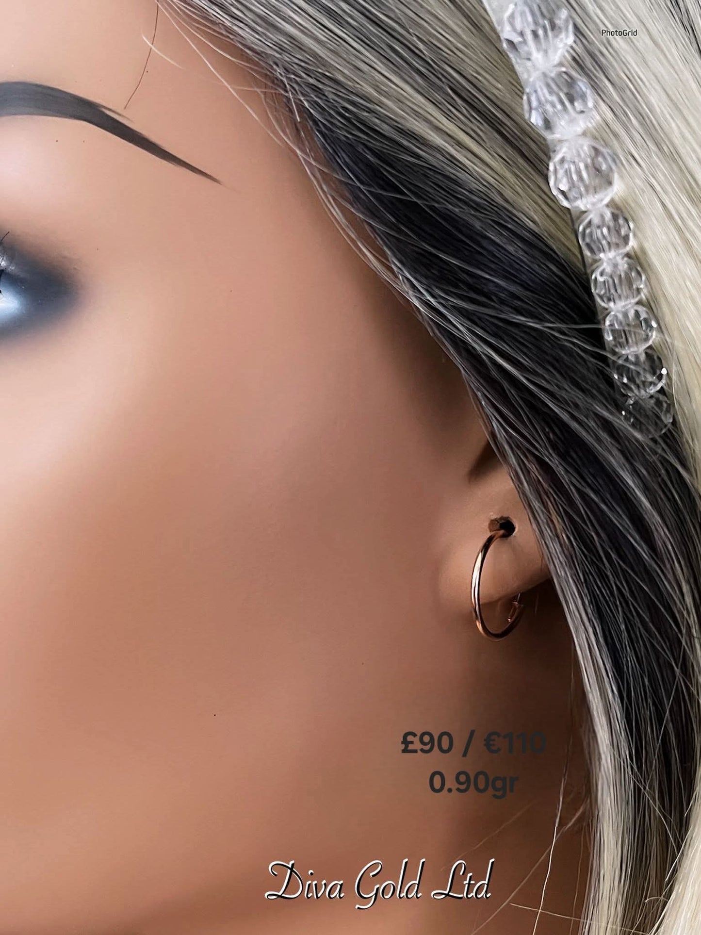 Gold 585 hoop earrings.