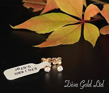 Gold 585 studs earrings with white zircon stone