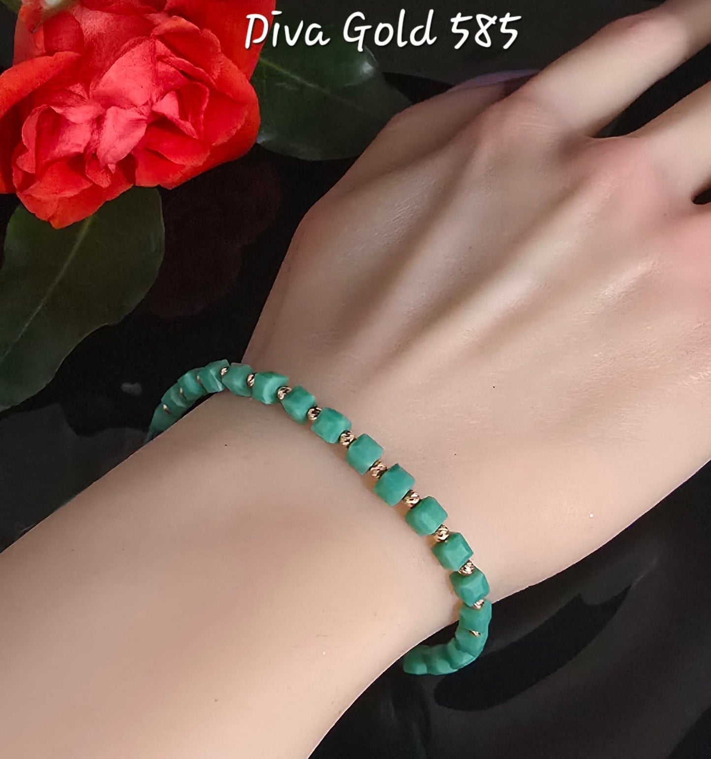Green thread bracelets with 585 gold details