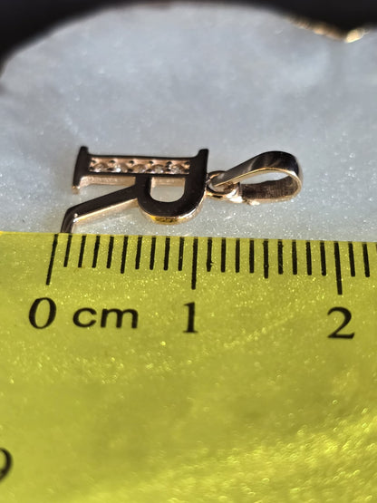 585 Gold Letter R