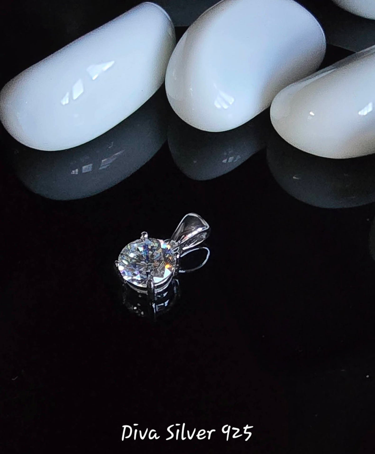 925 Sterling Classic Round Pendant