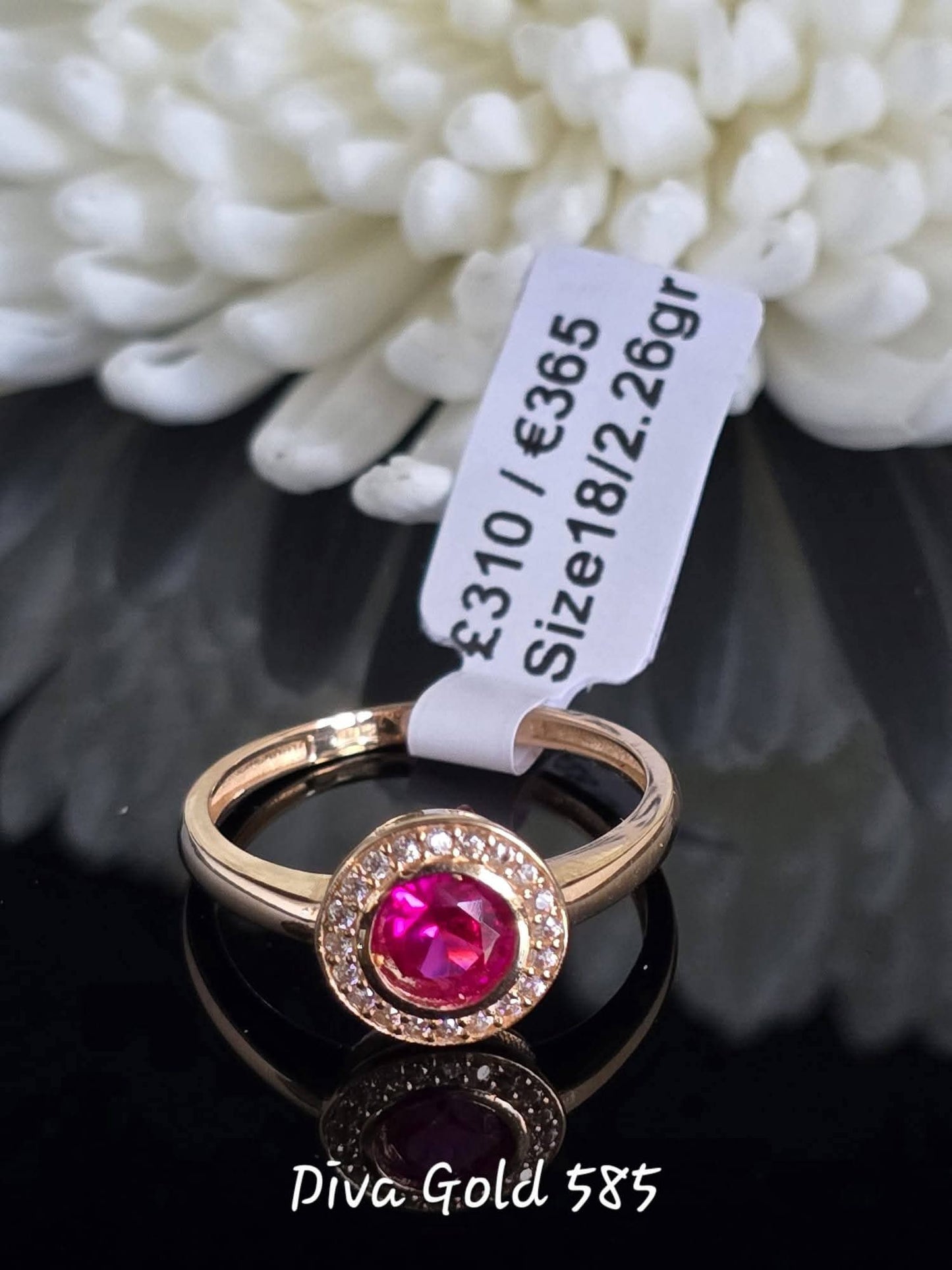 Gold women Ring.Size 18