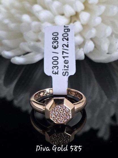 Gold women ring.Size 17