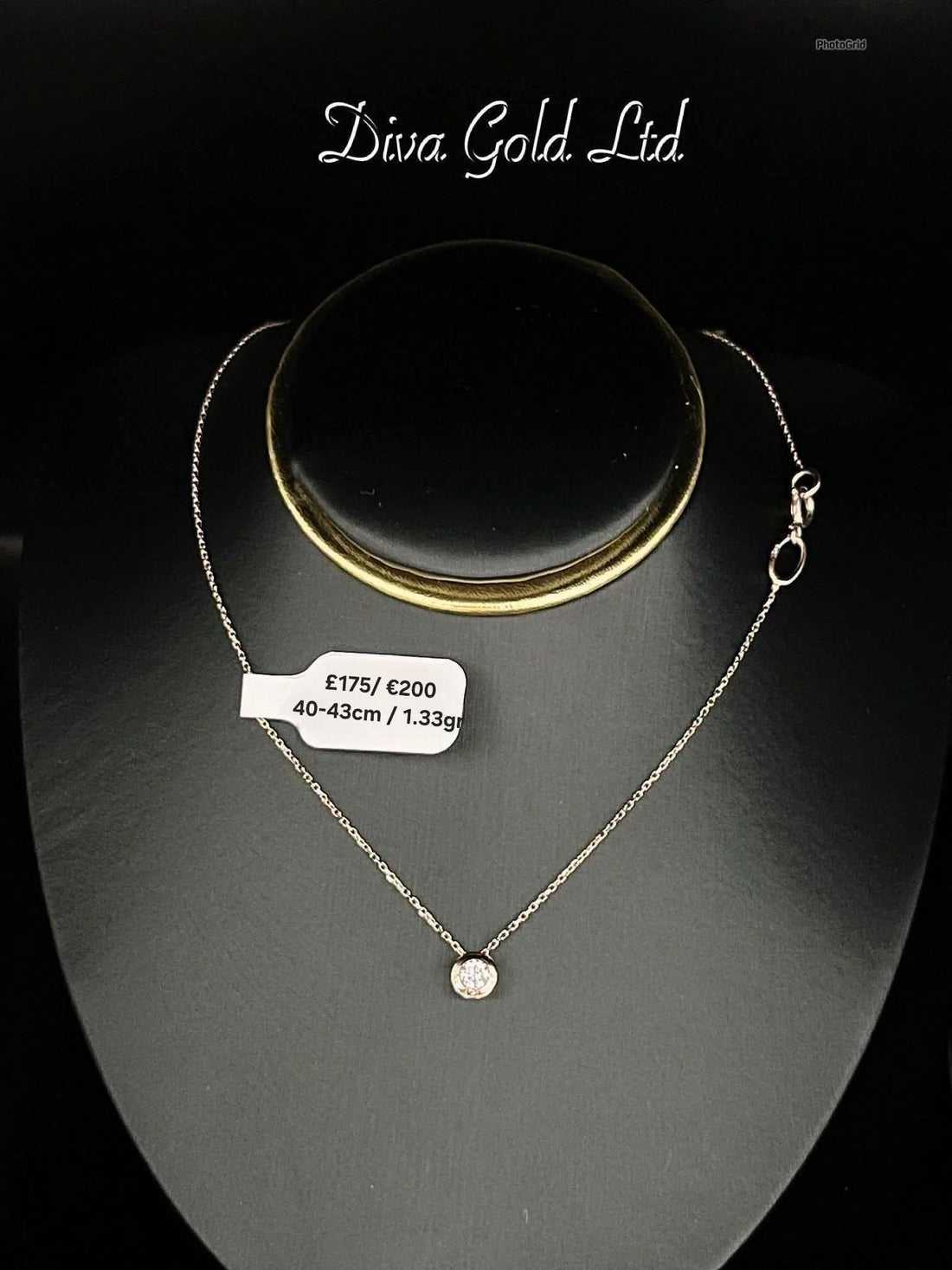 Gold Chain with pendant / white zircon stone. 40-43cm