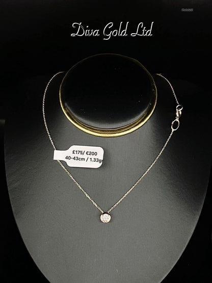 Gold Chain with pendant / white zircon stone. 40-43cm