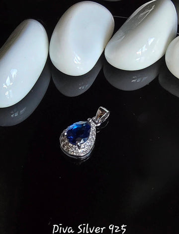 925 Sterling Stunning Blue Pendant